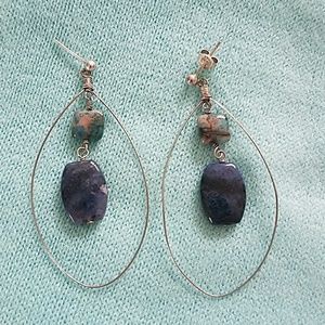 Silver wire hoop earring with stones